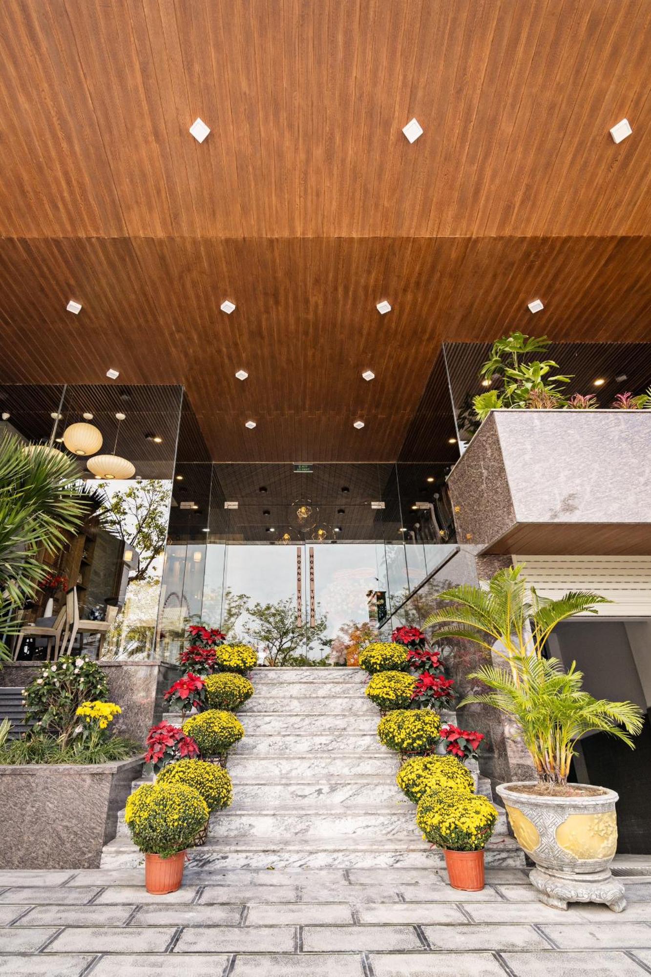 Hoang Thinh Hotel & Apartment Danang Exteriör bild
