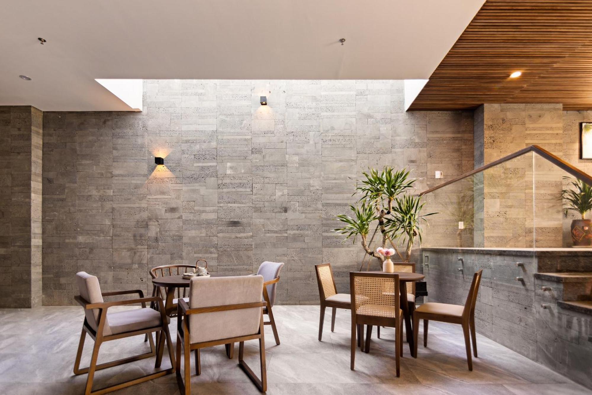 Hoang Thinh Hotel & Apartment Danang Exteriör bild